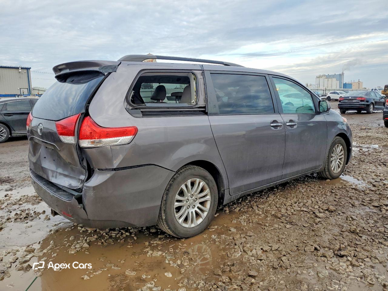 Toyota Sienna 2011