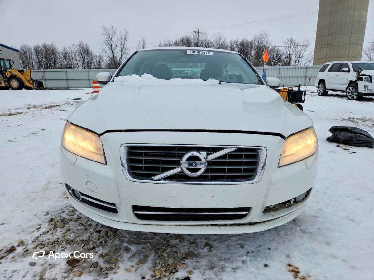 Volvo S80 2010