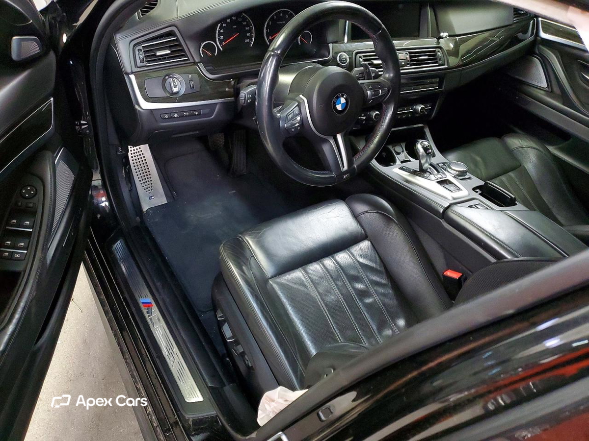 BMW M5 2016