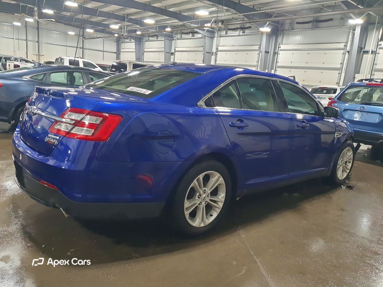 Ford Taurus 2015