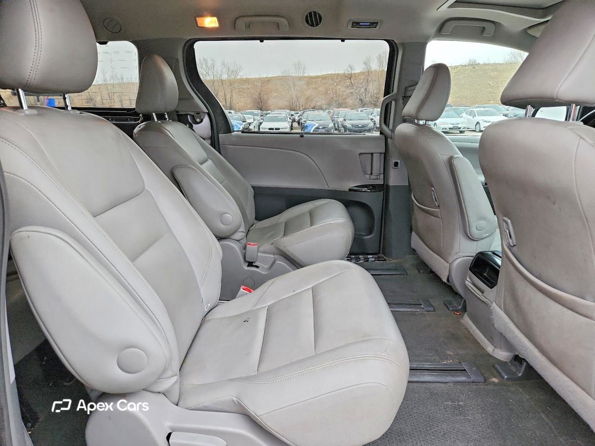 Toyota Sienna 2017