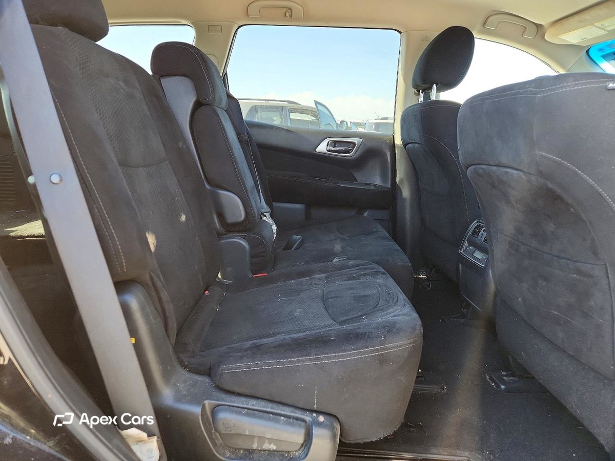 Nissan Pathfinder 2014