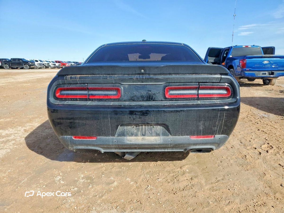 Dodge Challenger 2020