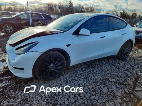 Tesla Model Y 2022 - Image 1 of 13