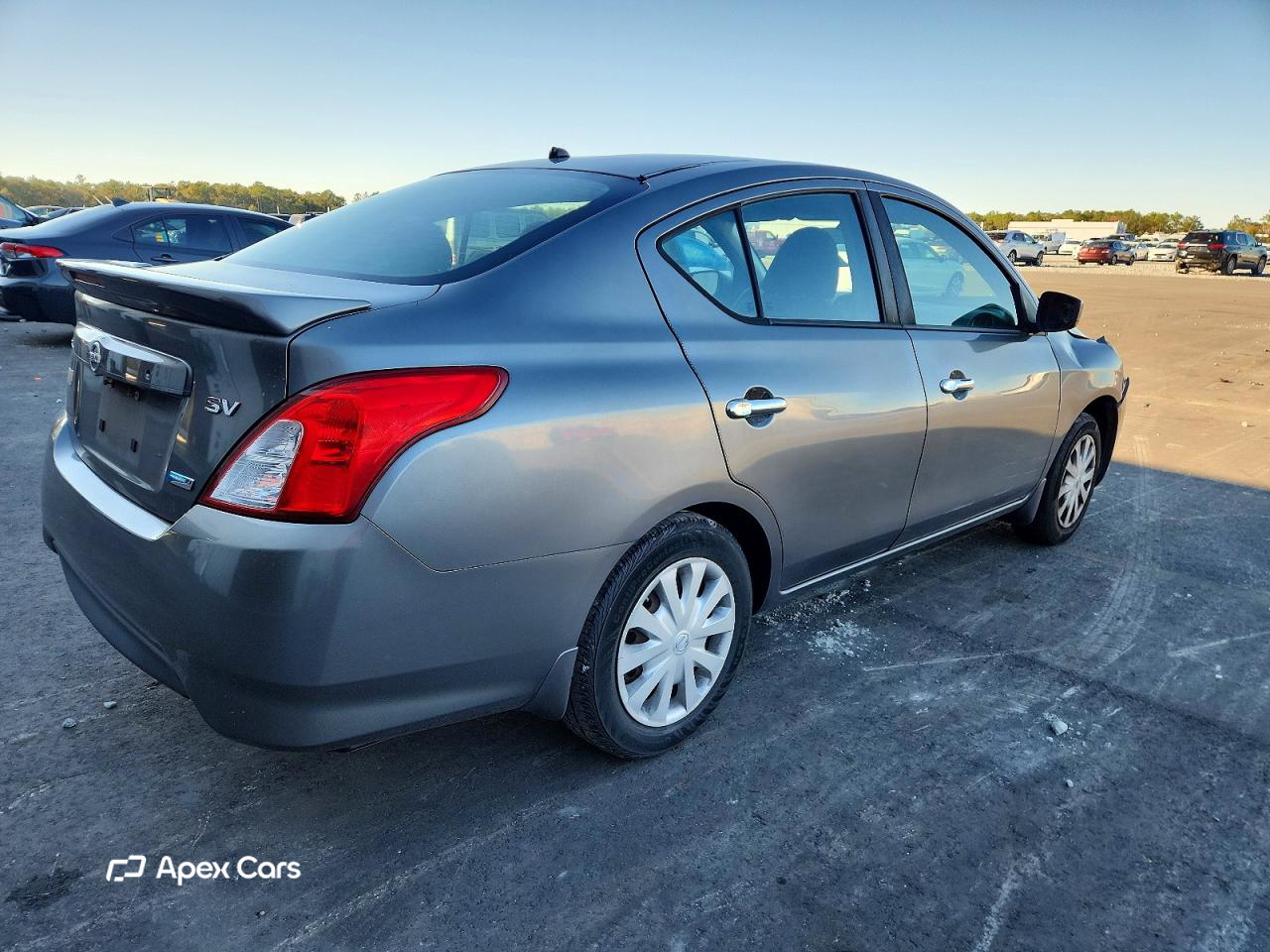 Nissan Versa 2016