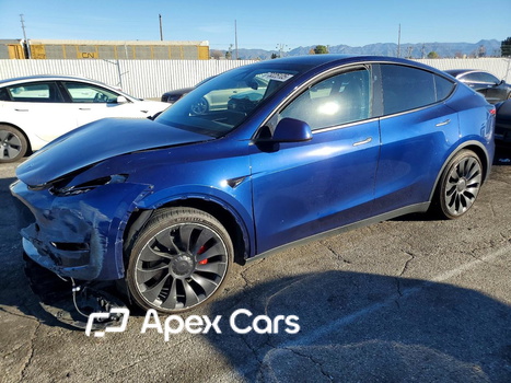 Tesla Model Y 2023 - Image 1 of 13