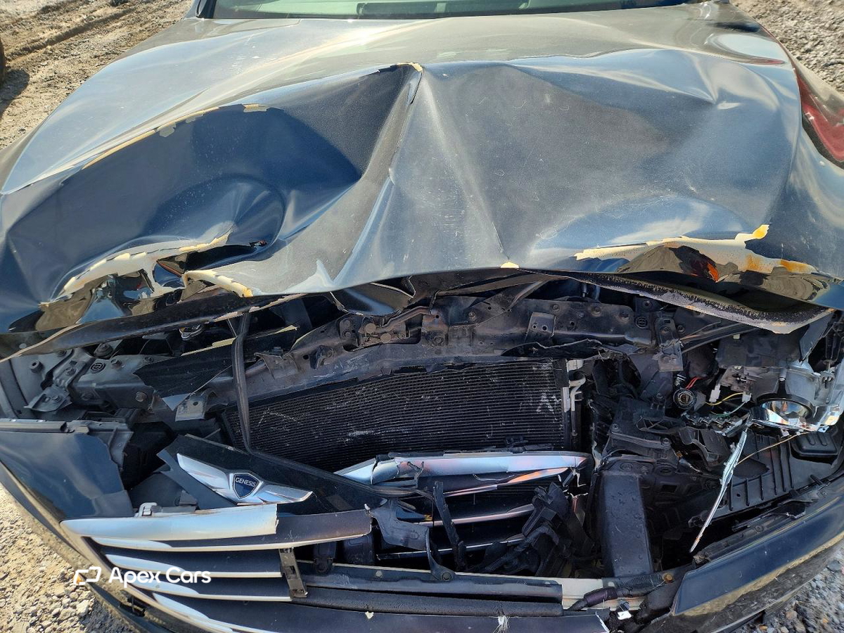 Hyundai Genesis 2015
