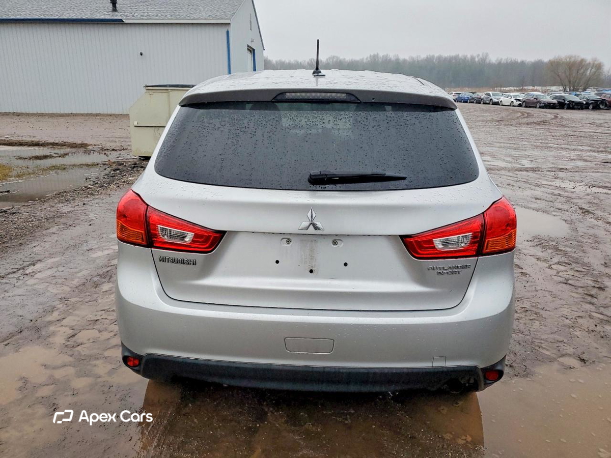 Mitsubishi Outlander 2013