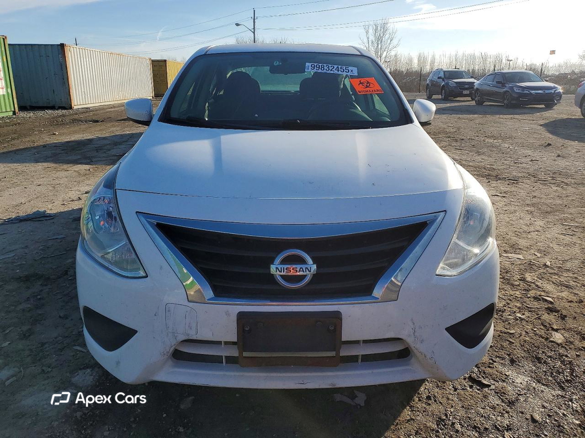 Nissan Versa 2019