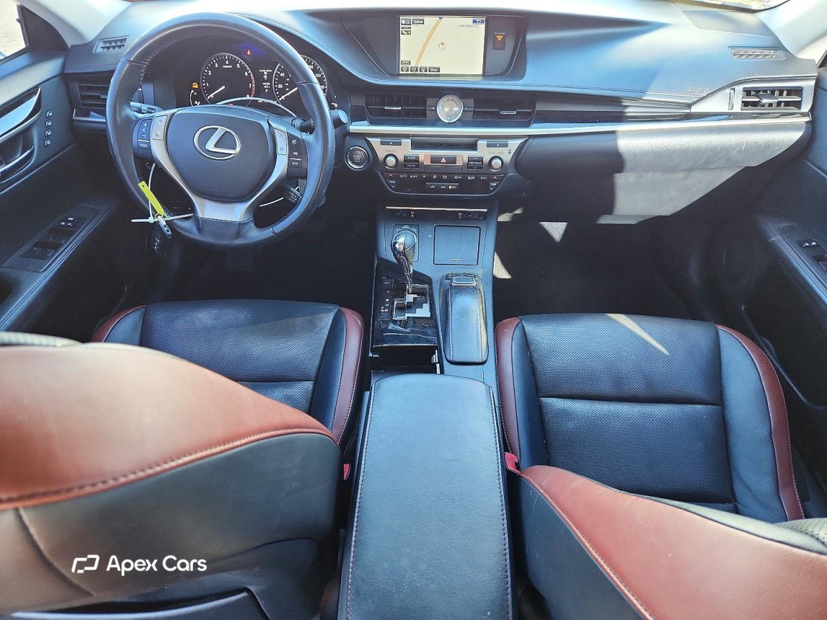 Lexus ES 2015