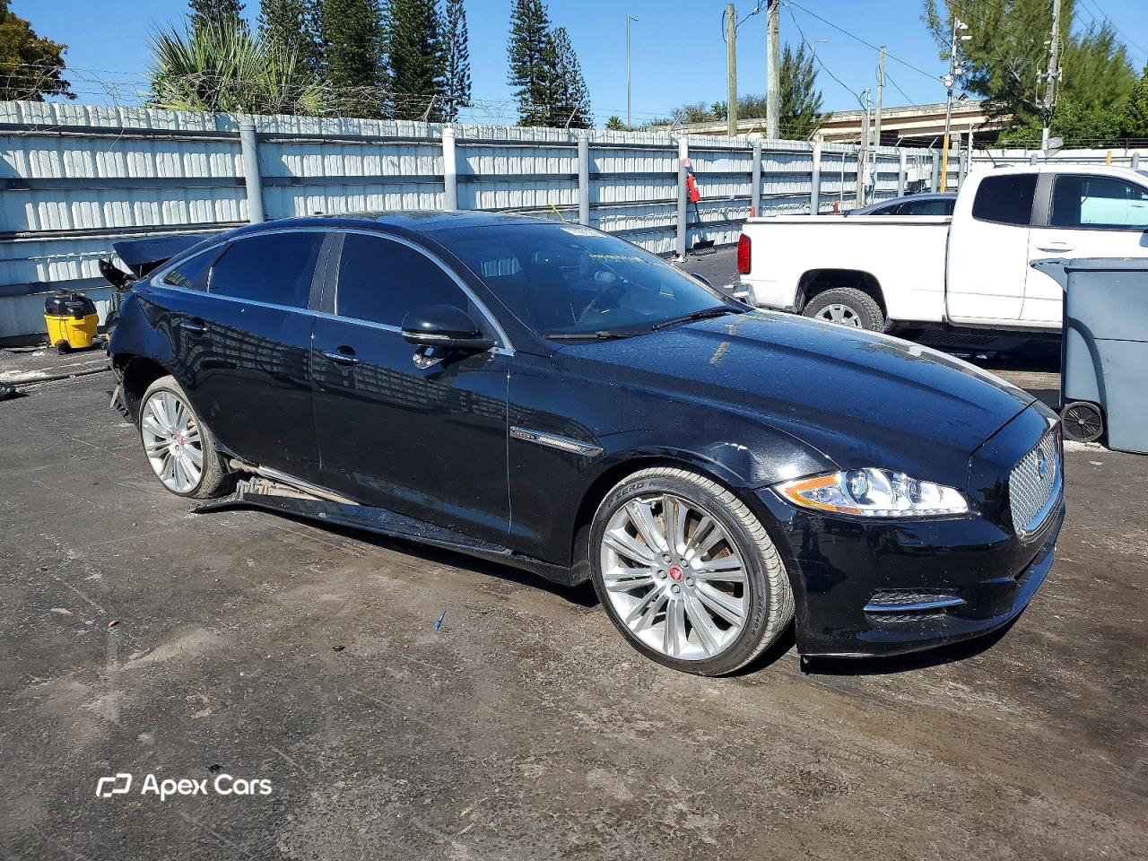 Jaguar XJ 2015