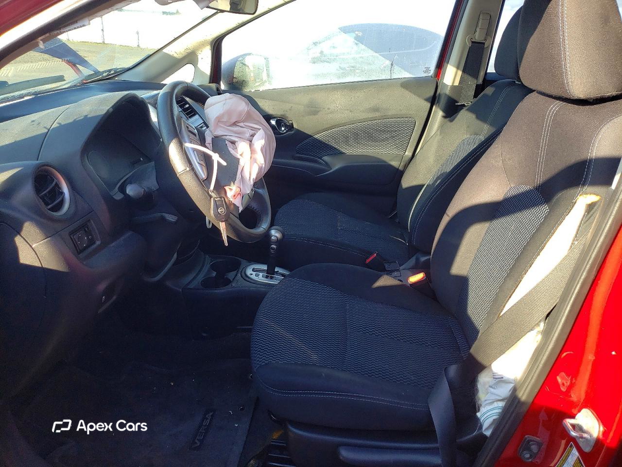 Nissan Versa 2015