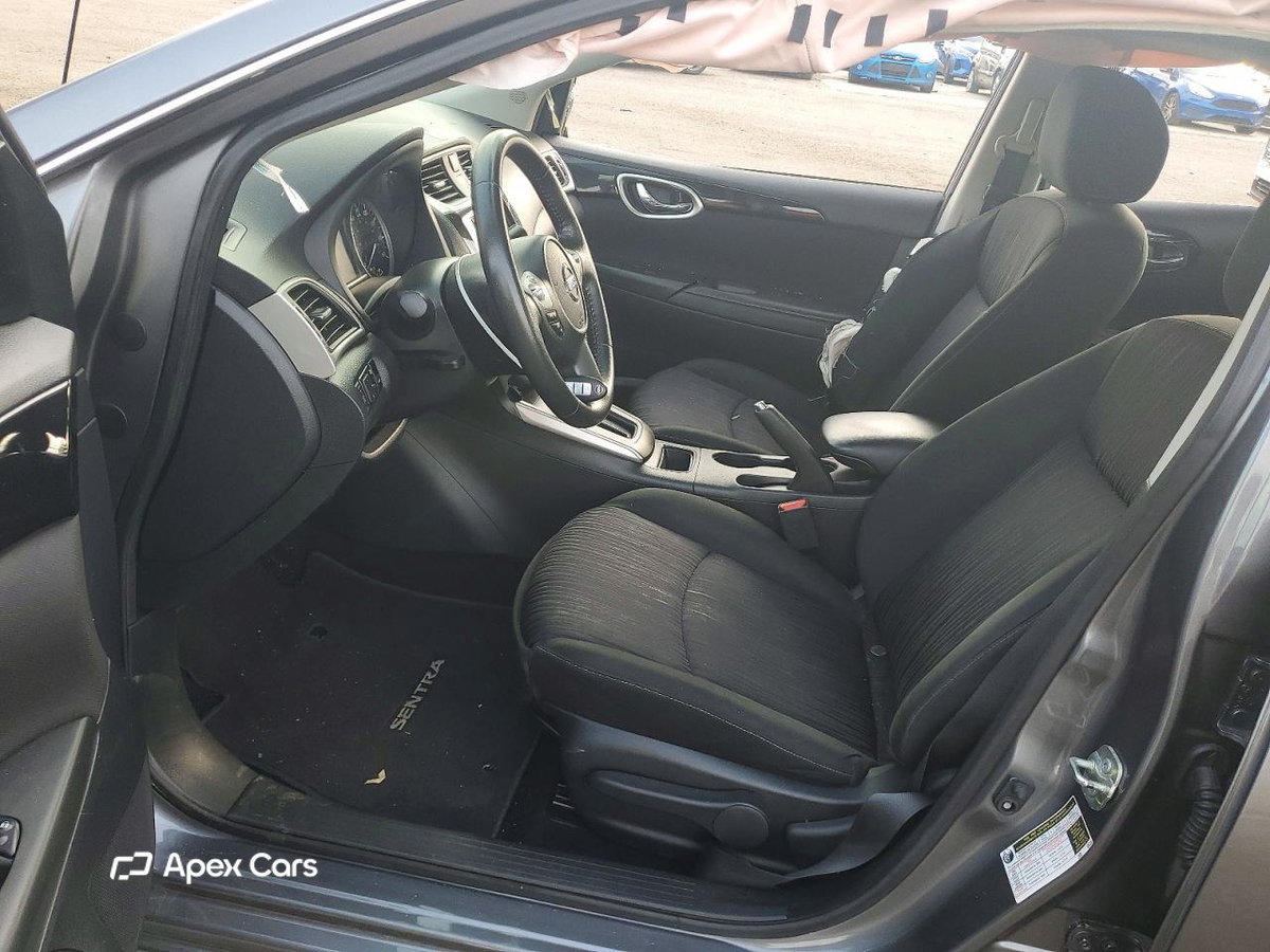 Nissan Sentra 2019