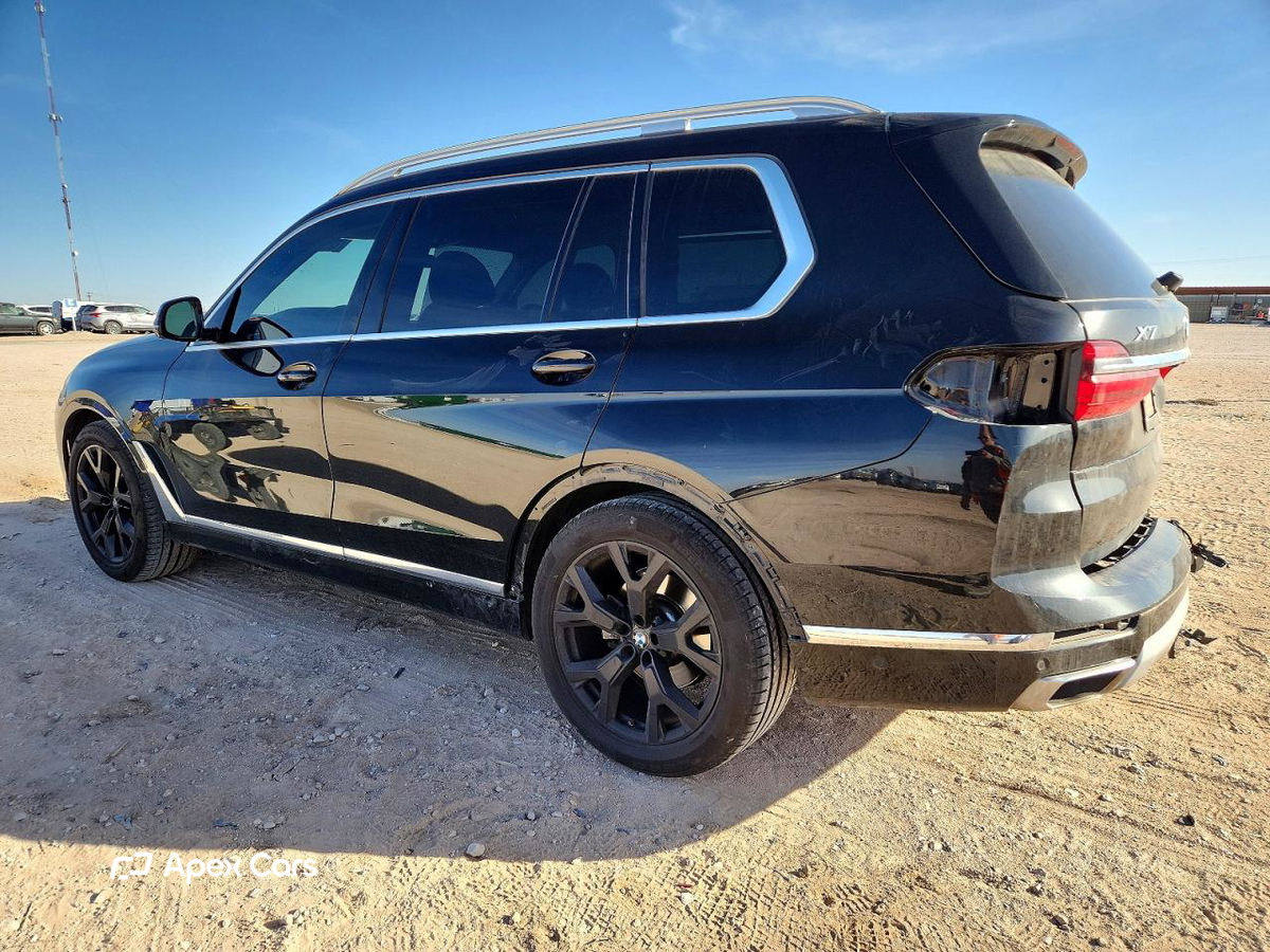 BMW X7 2022