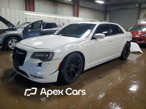 Chrysler 300 2017 - Image 1 of 14