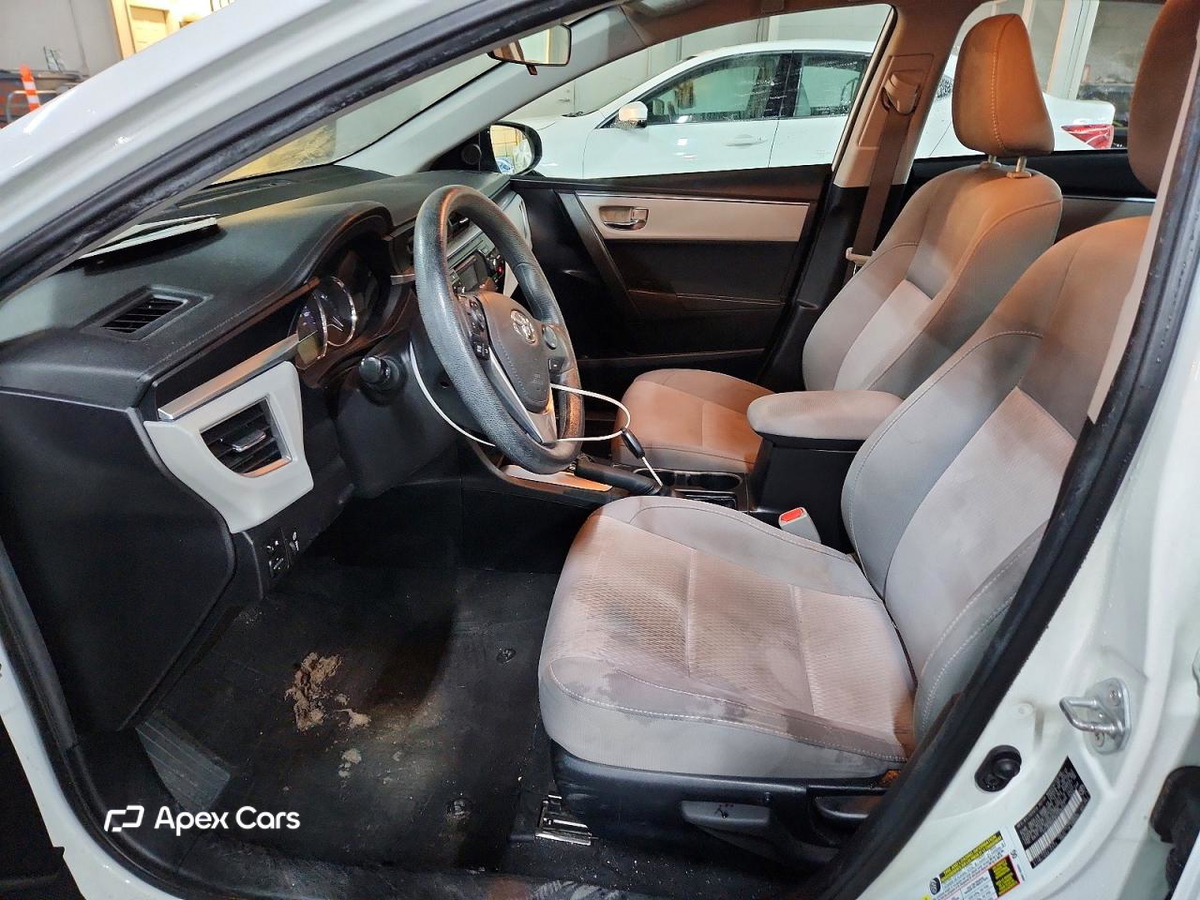 Toyota Corolla 2015