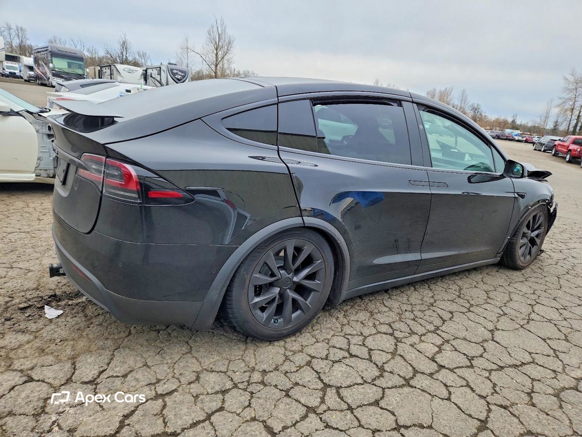 Tesla Model X 2022