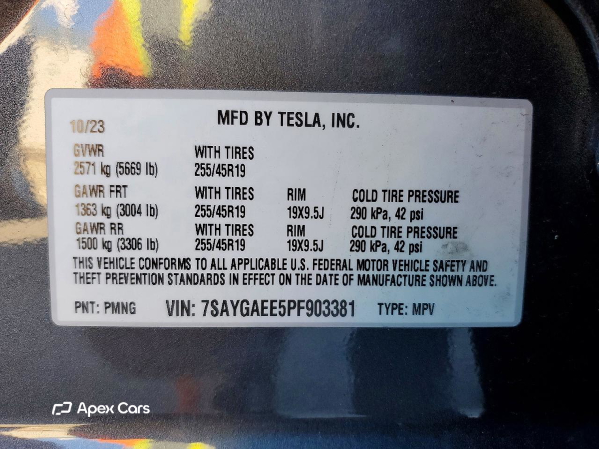 Tesla Model Y 2023