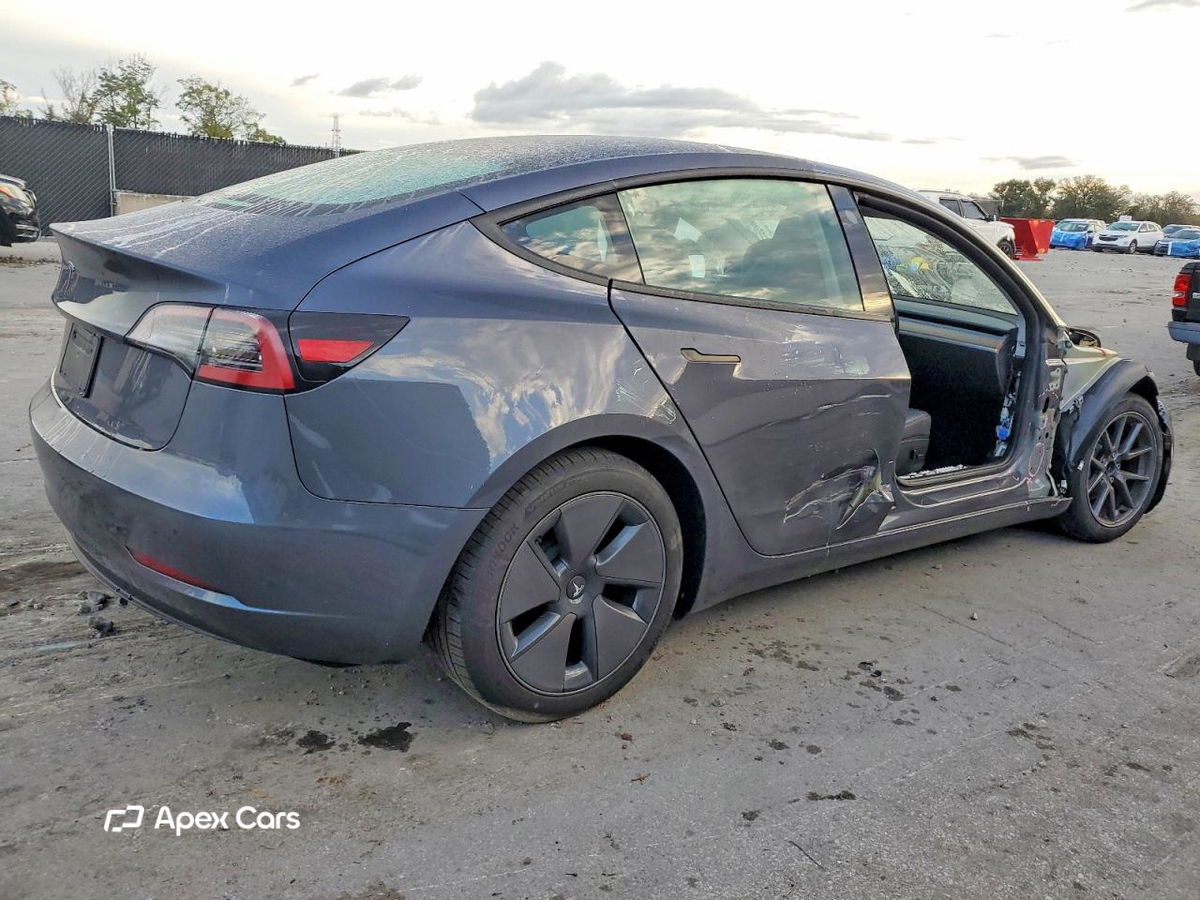 Tesla Model 3 2023