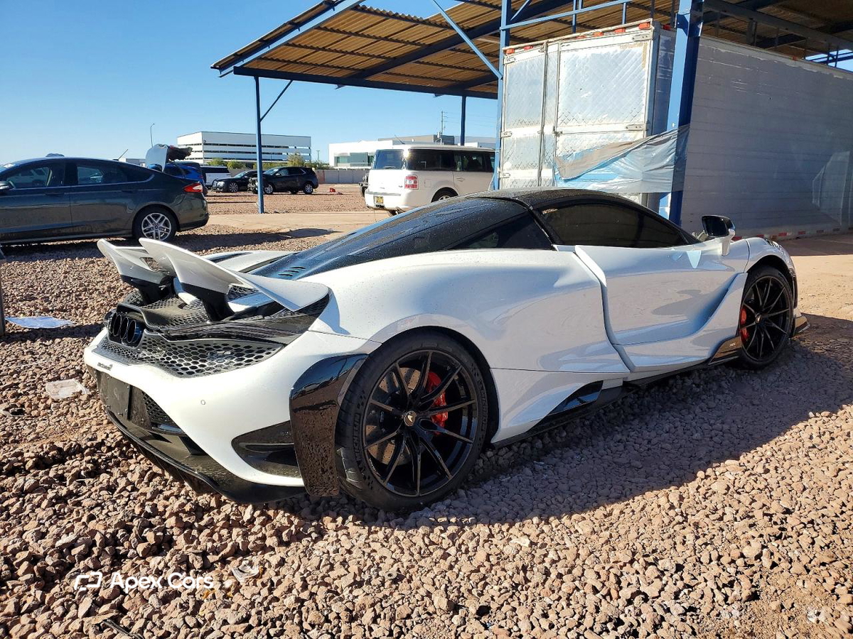 McLaren 765LT 2021