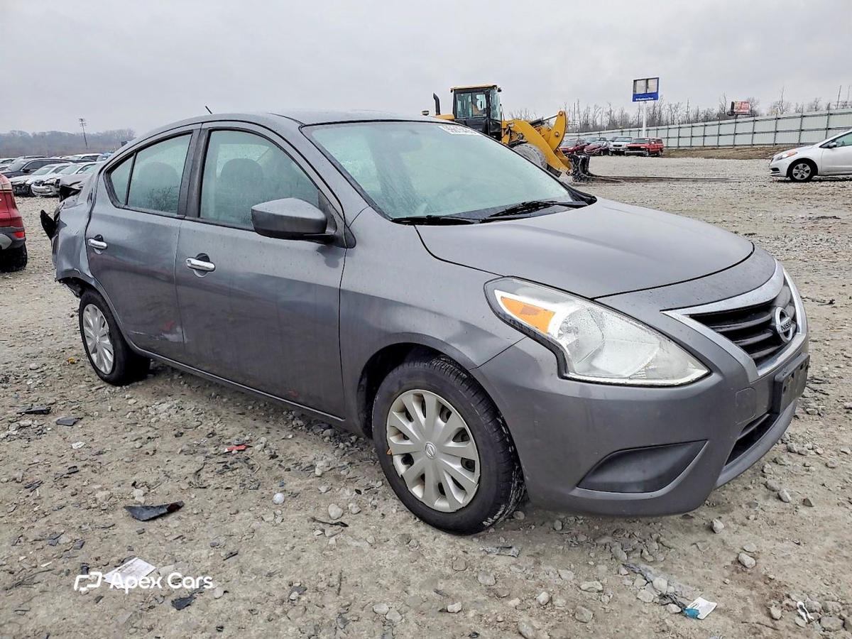 Nissan Versa 2017