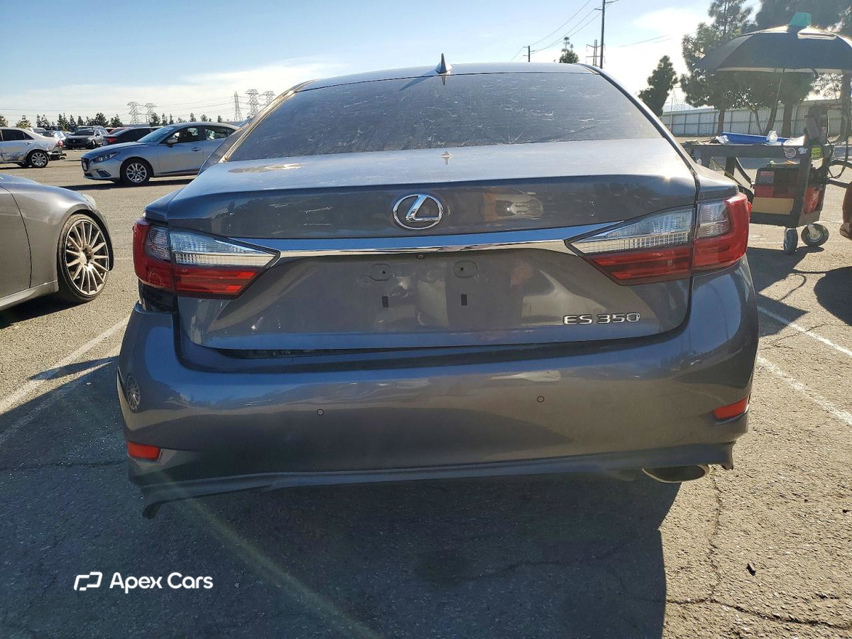 Lexus ES 2016