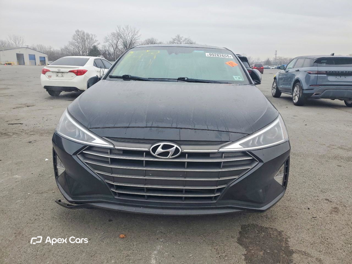 Hyundai Elantra 2020