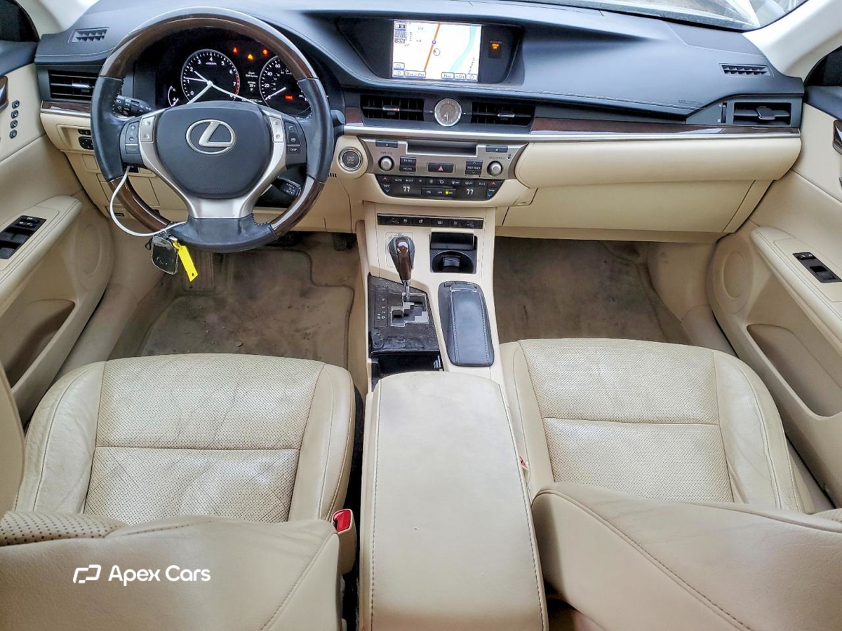 Lexus ES 2013
