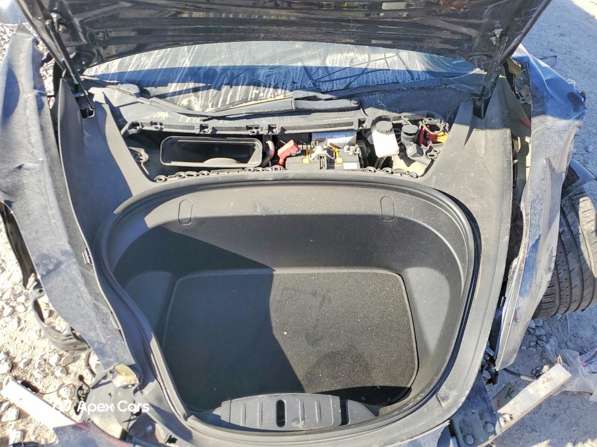 Tesla Model 3 2018