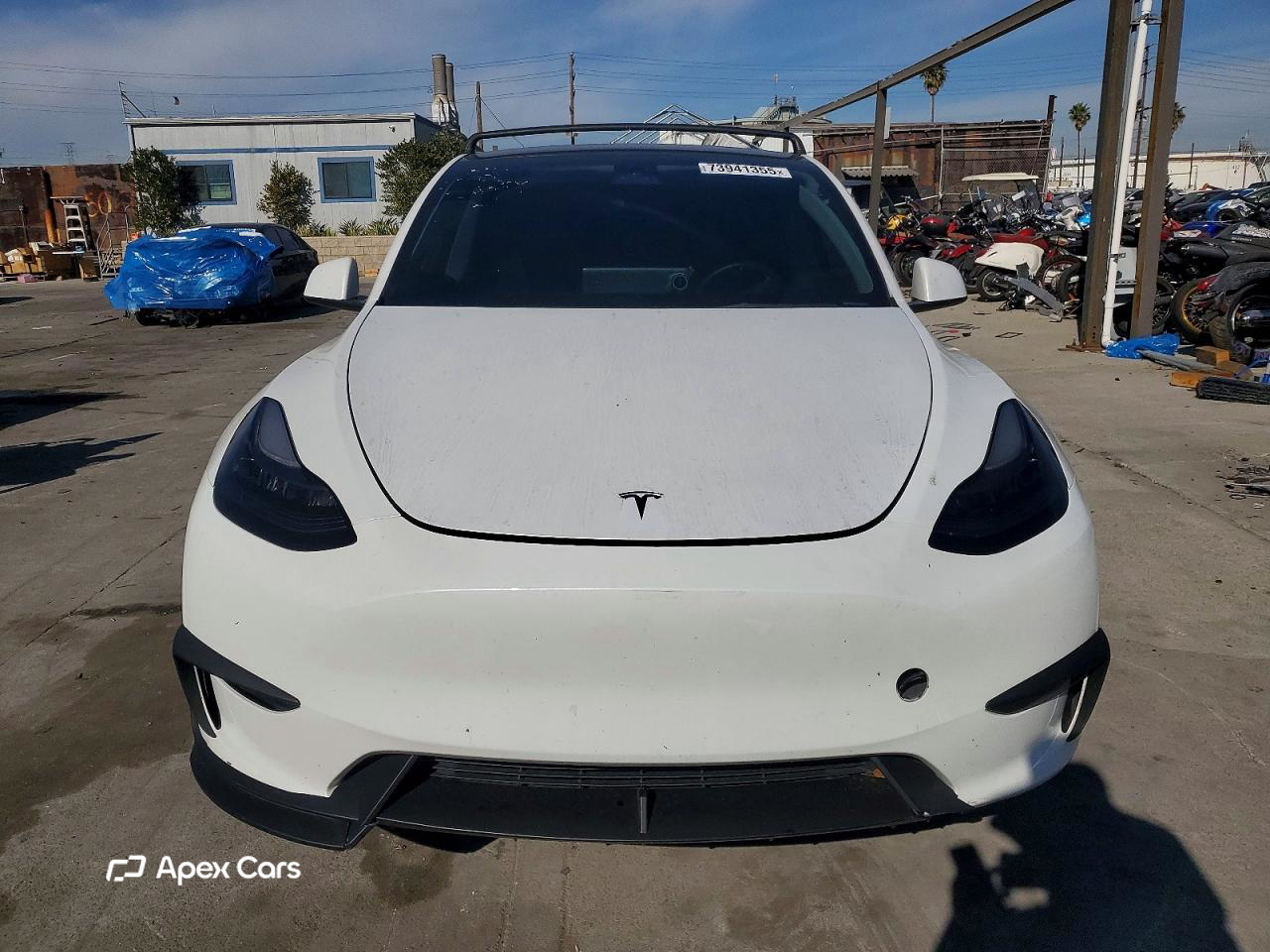Tesla Model Y 2023