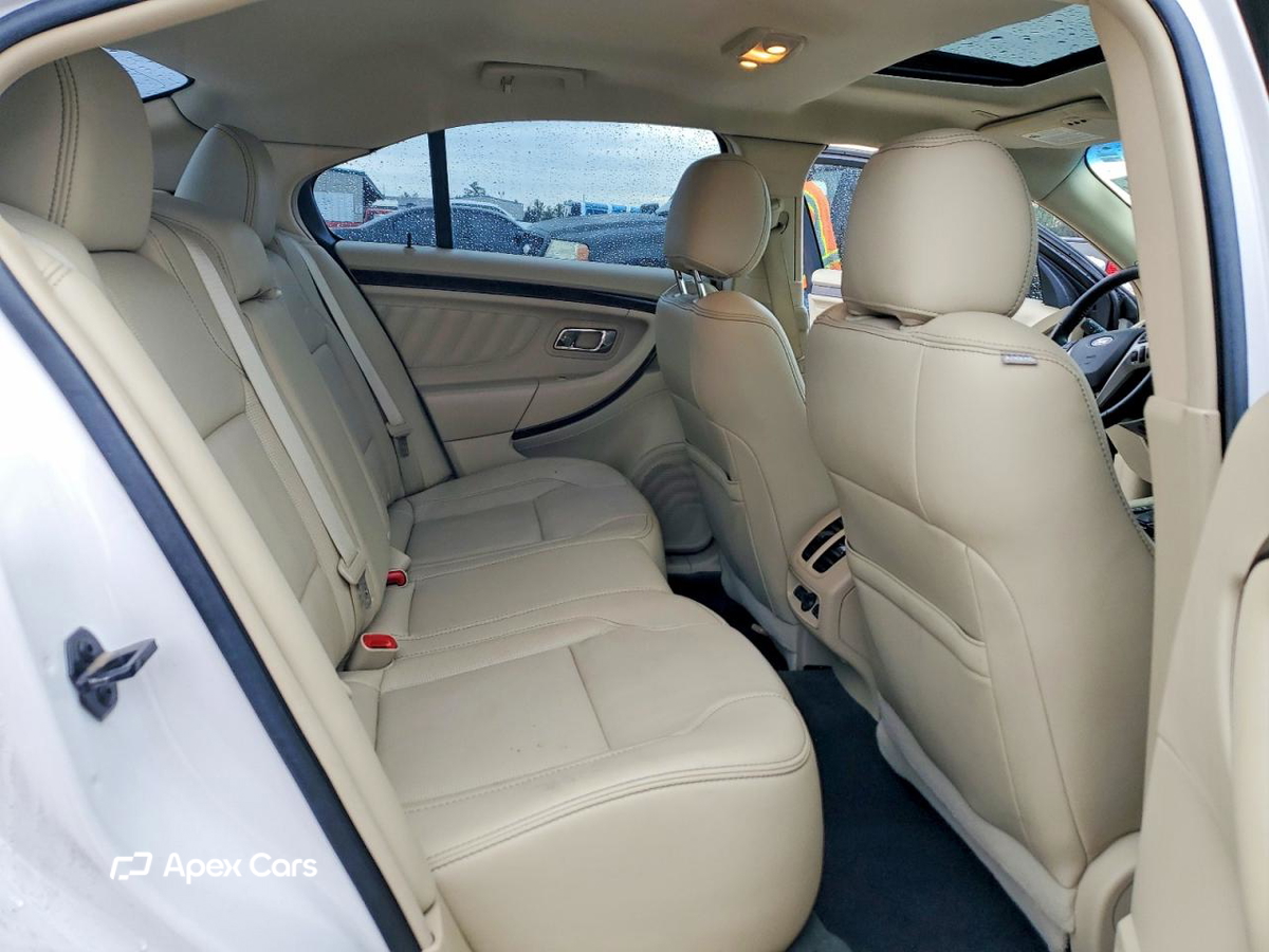 Ford Taurus 2018