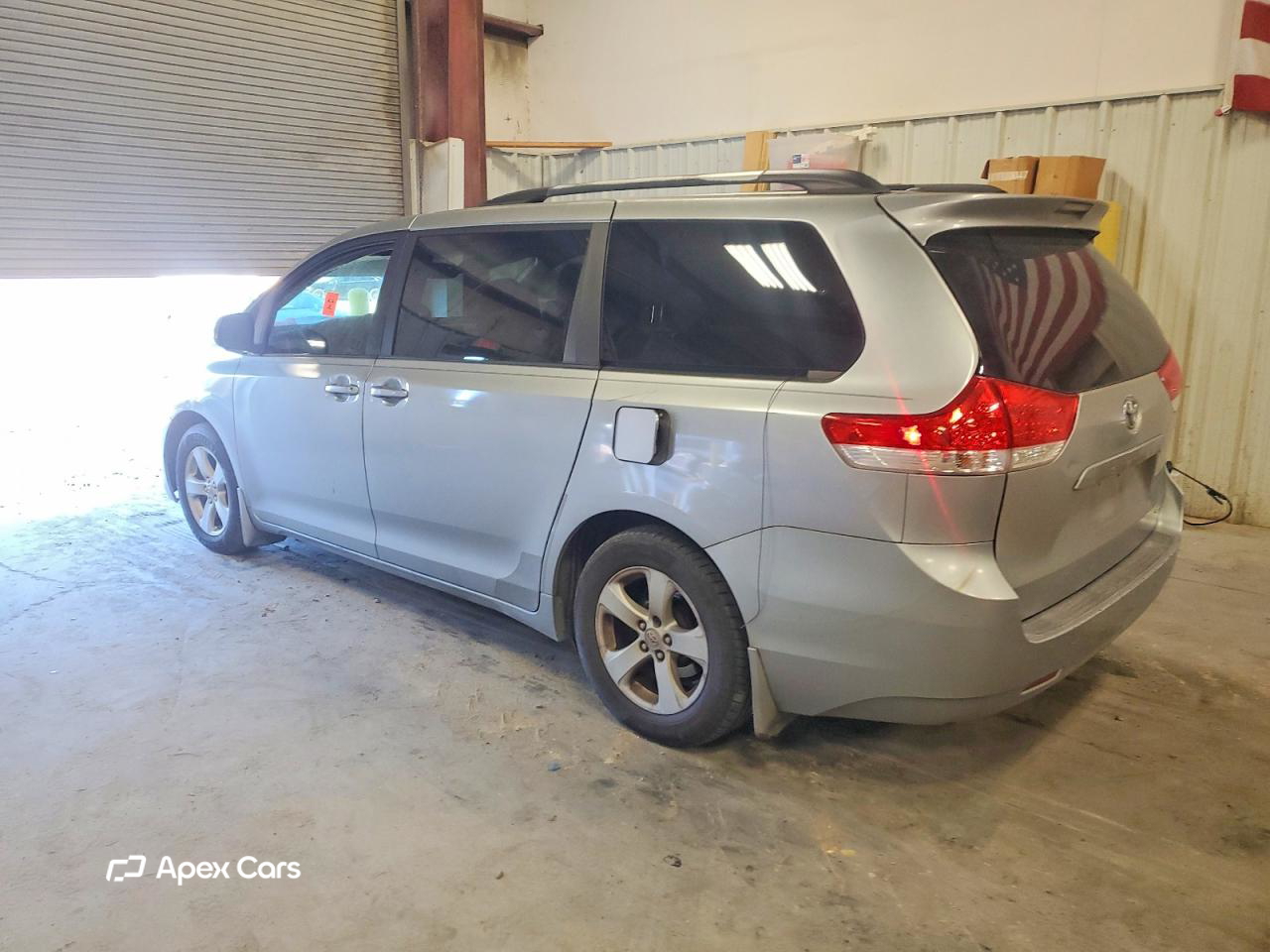 Toyota Sienna 2011