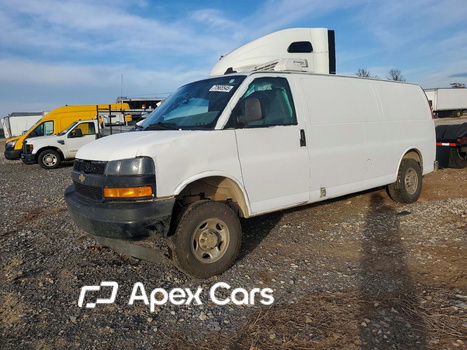 Chevrolet Express 2021 - Image 1 of 13