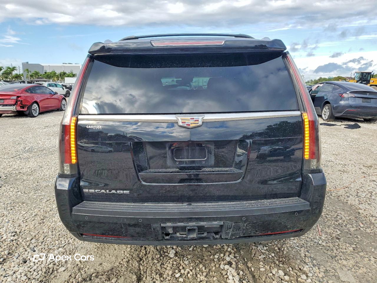 Cadillac Escalade 2016