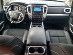 Nissan Titan 2017