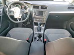 Volkswagen e Golf 2016