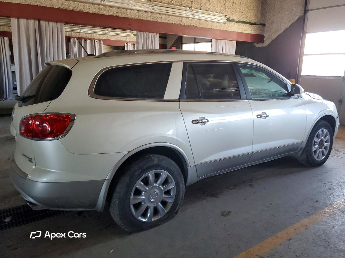 Buick Enclave 2011