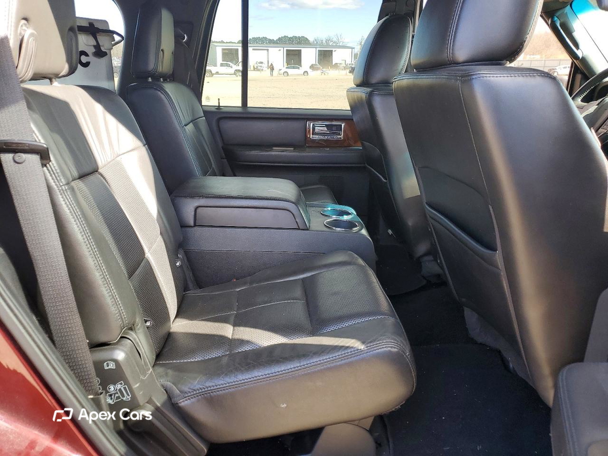 Lincoln Navigator 2012
