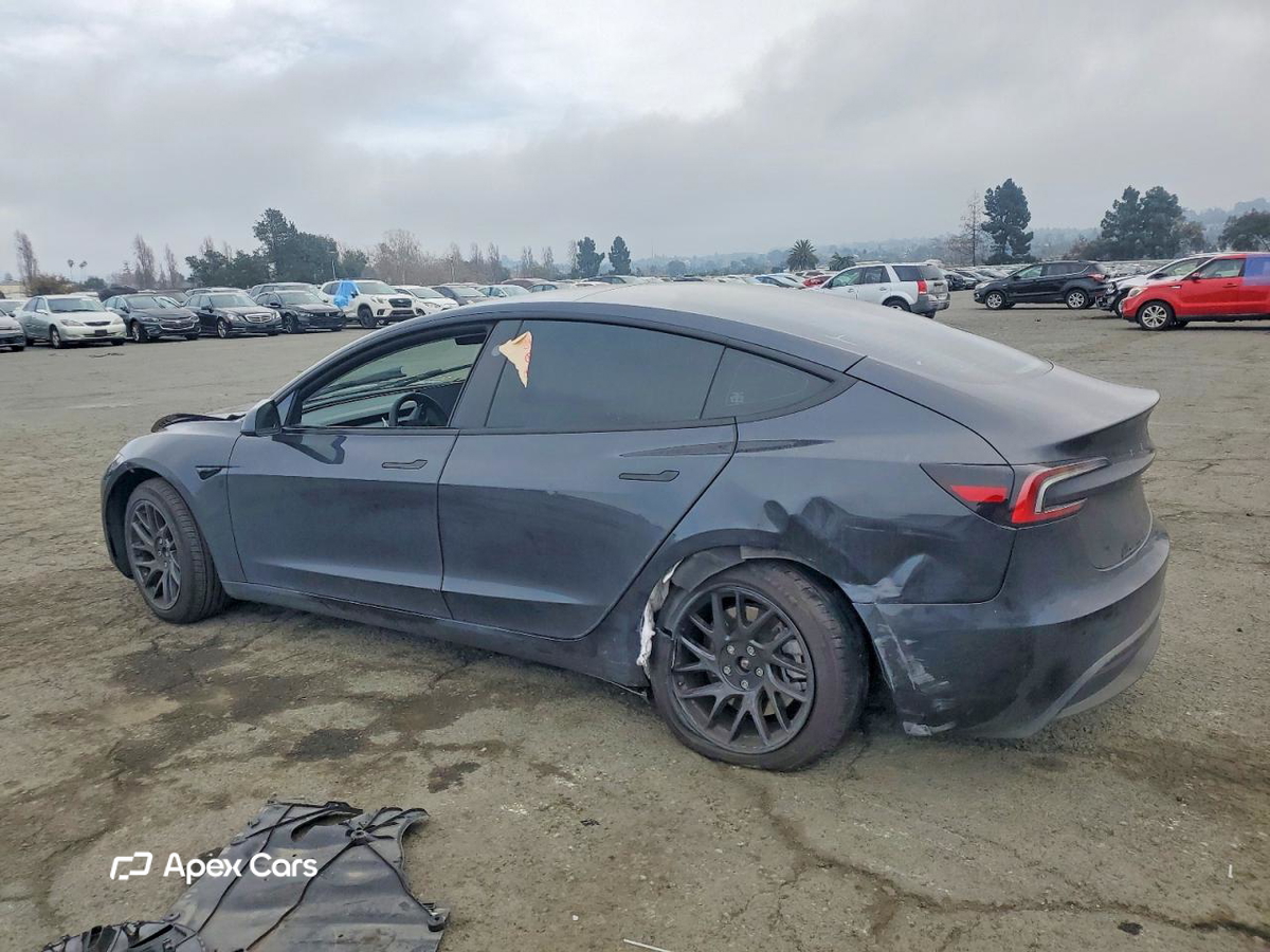 Tesla Model 3 2025