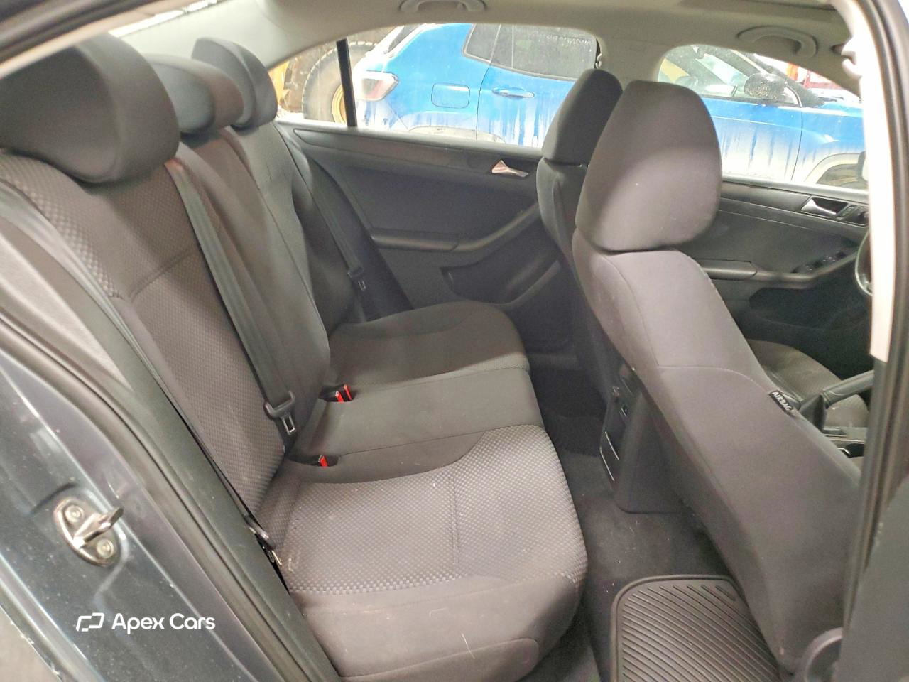 Volkswagen Jetta 2013
