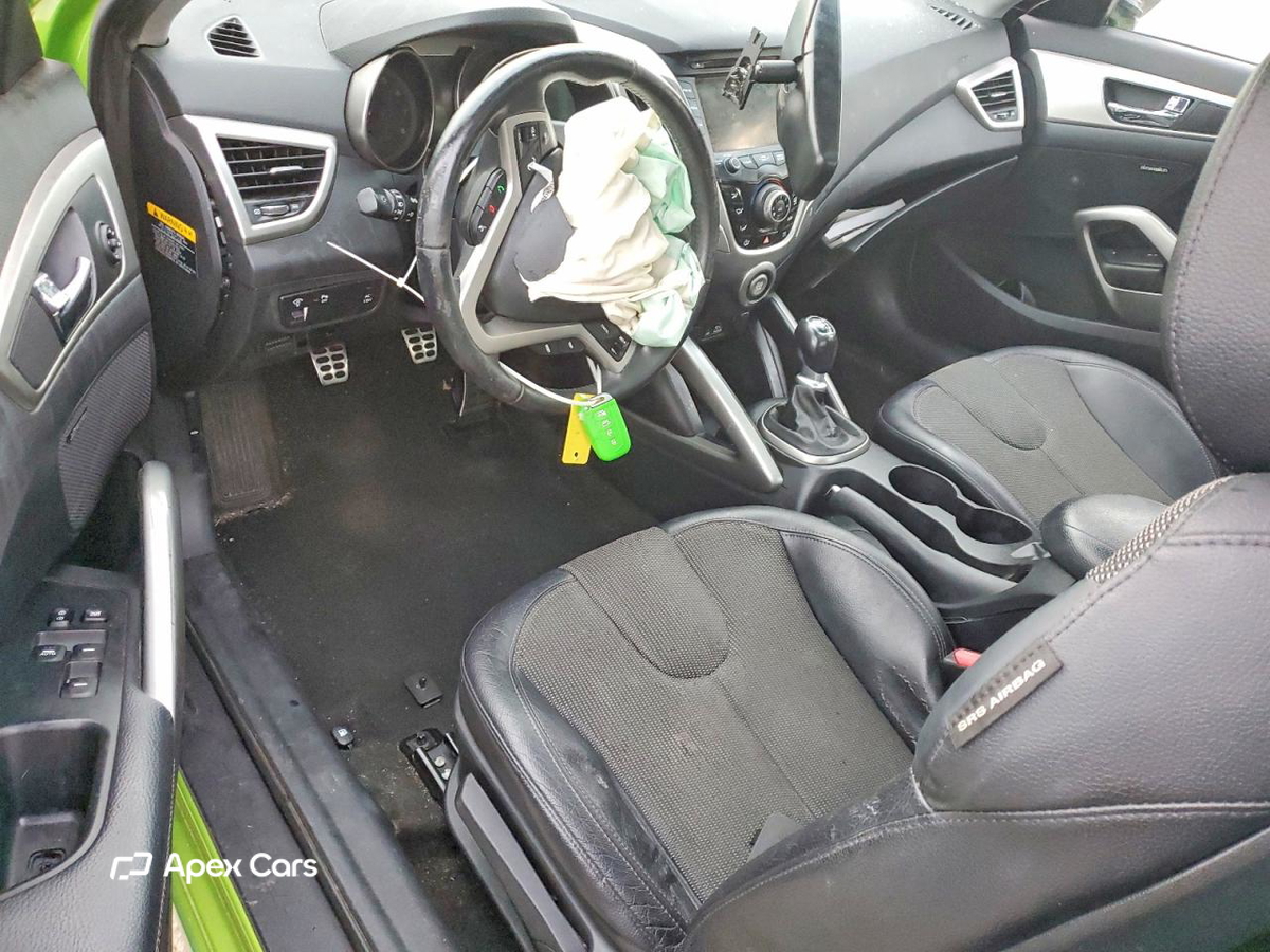 Hyundai Veloster 2012