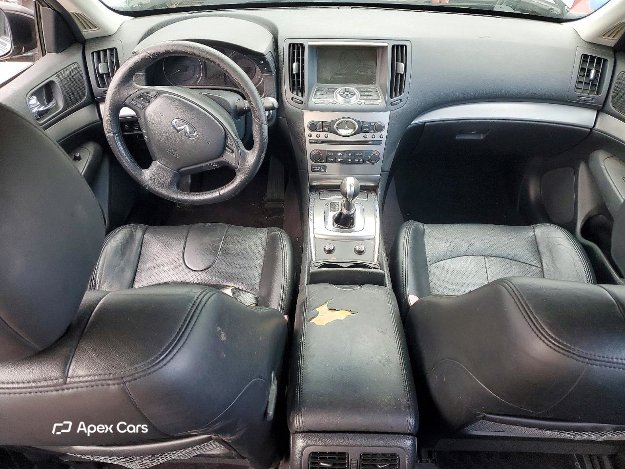 Infiniti G 2011