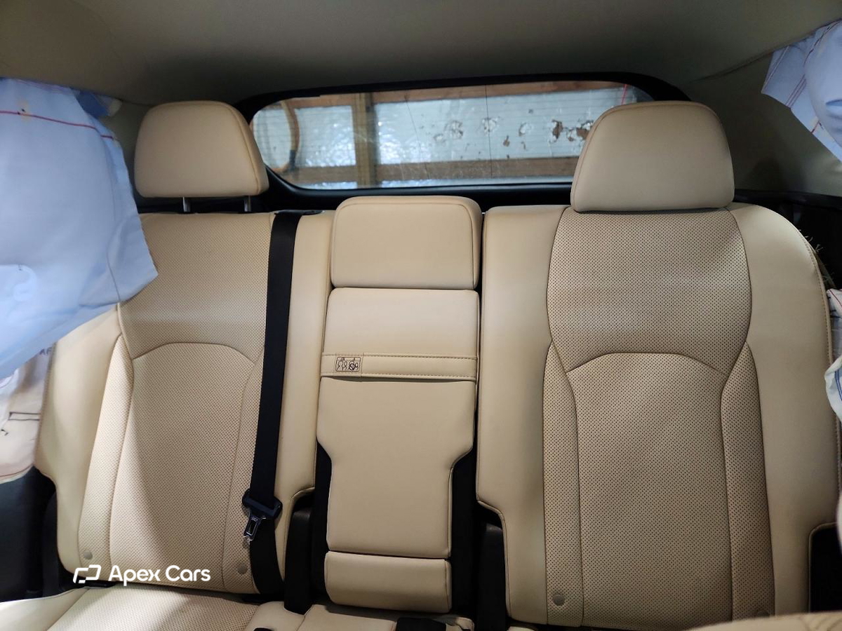 Lexus RX 2021