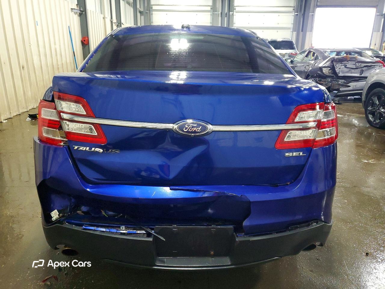 Ford Taurus 2015