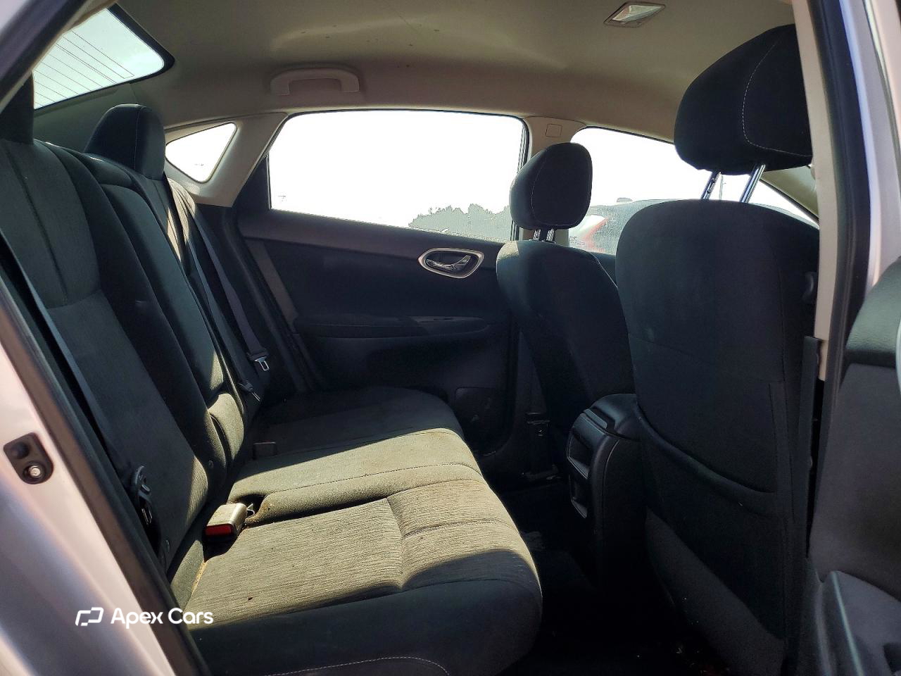 Nissan Sentra 2015