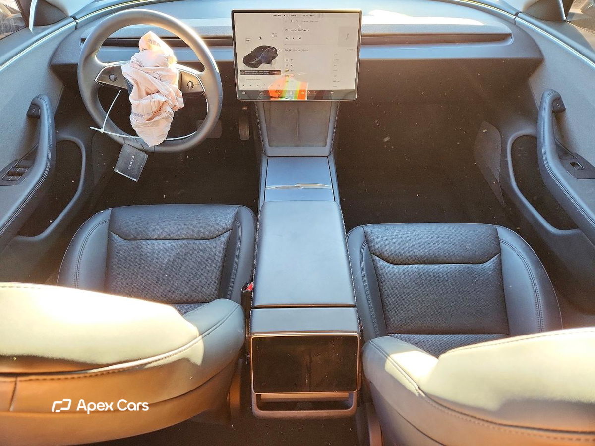 Tesla Model 3 2025