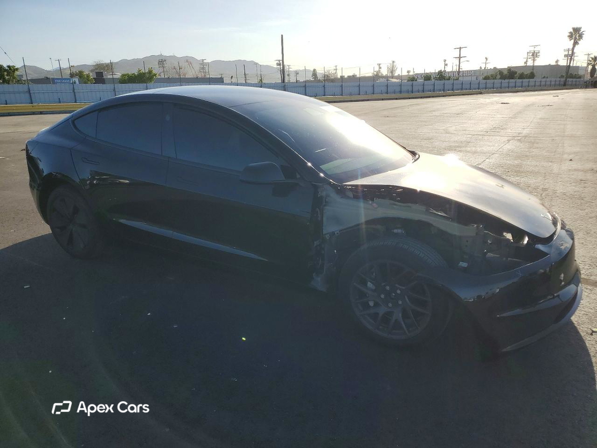 Tesla Model 3 2025