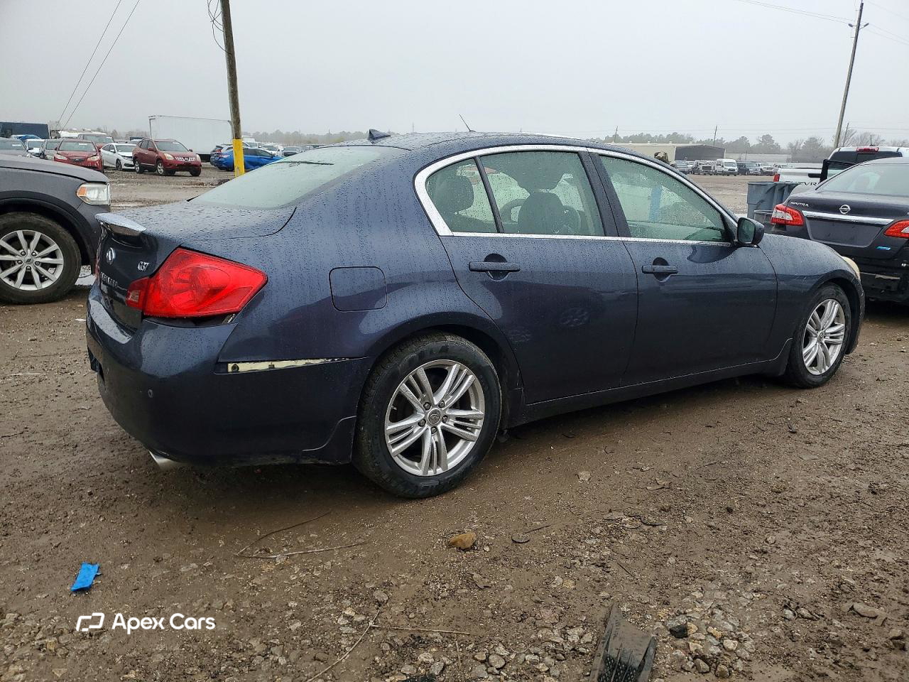 Infiniti G 2013
