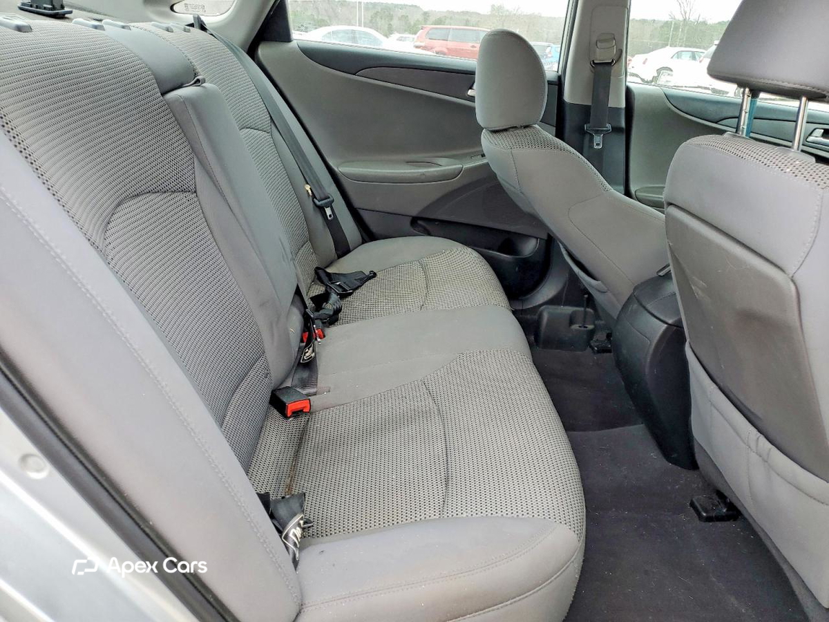 Hyundai Sonata 2011