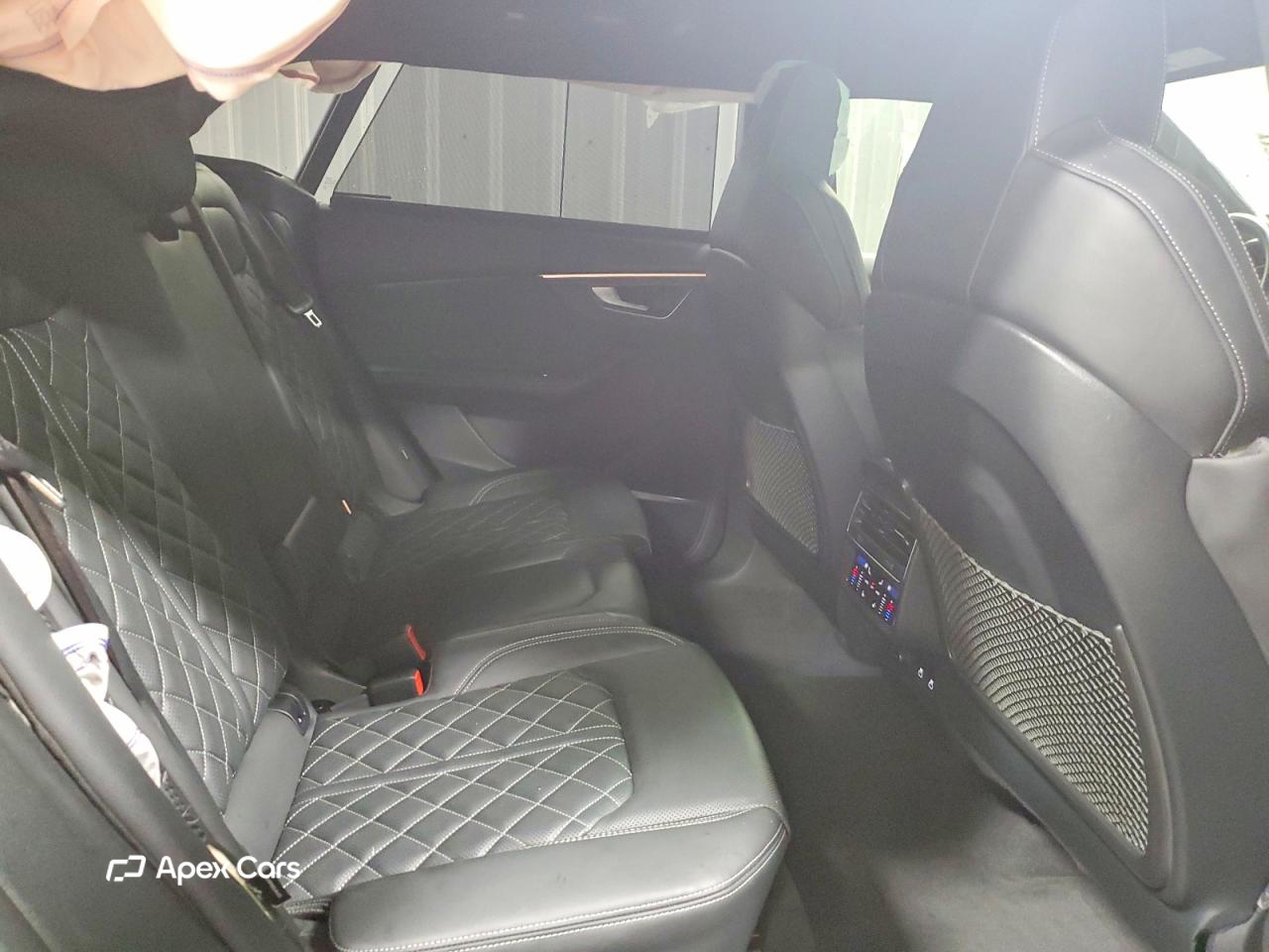 Audi SQ8 2023